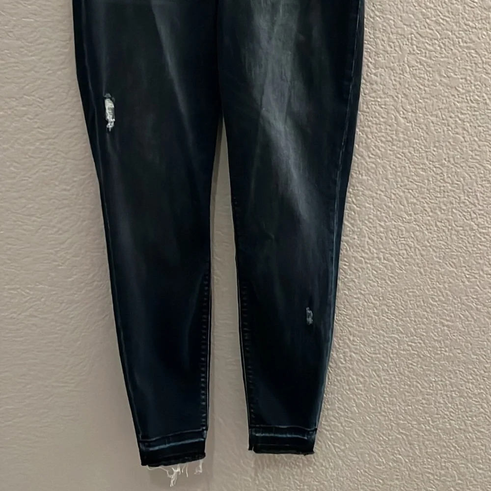 SPANX DISTRESSED SKINNY JEANS SIZE MEDIUM - Picture 4 of 8